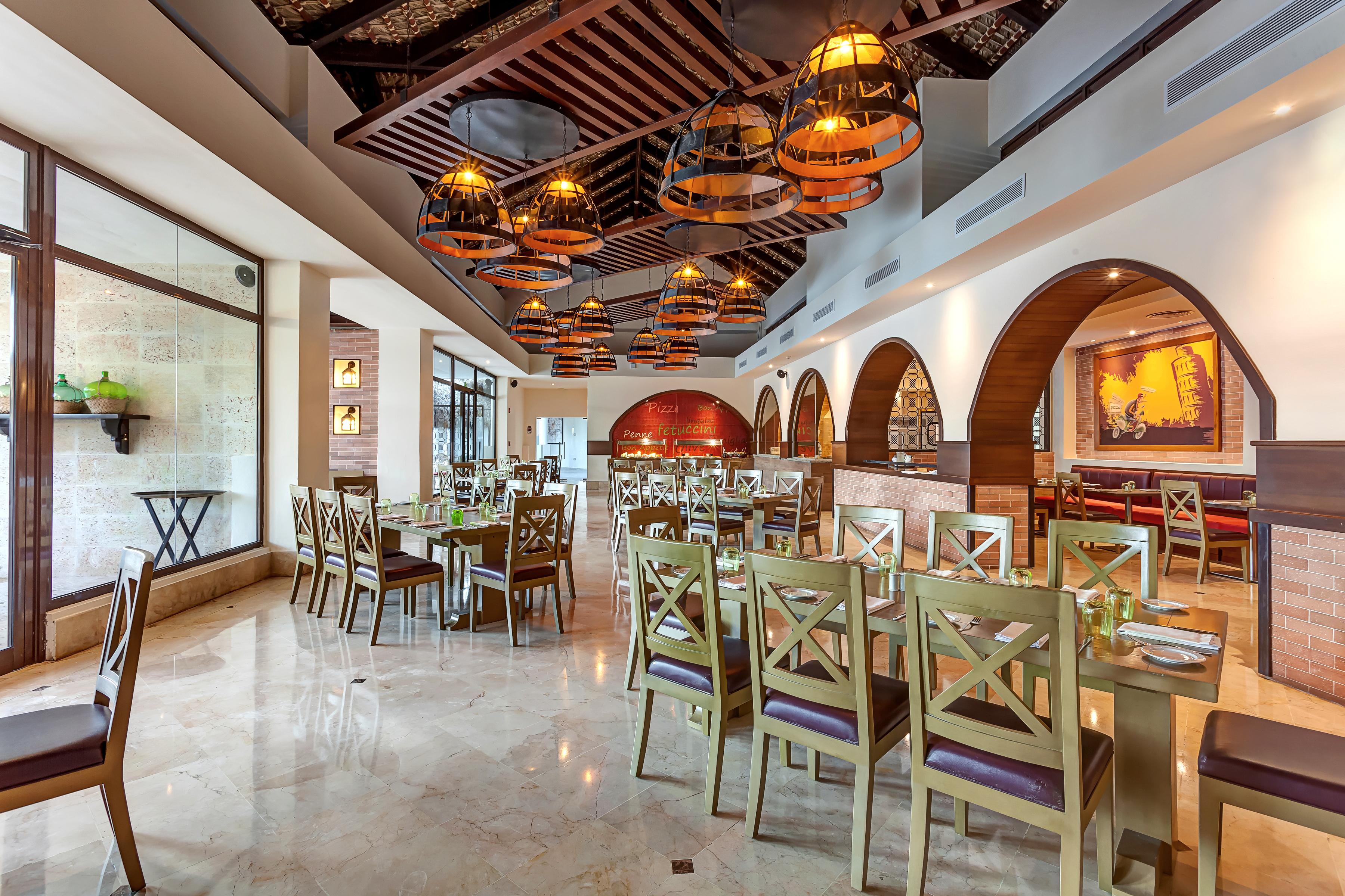 Resort Royalton Splash Punta Cana, An Autograph Collection & Casino
