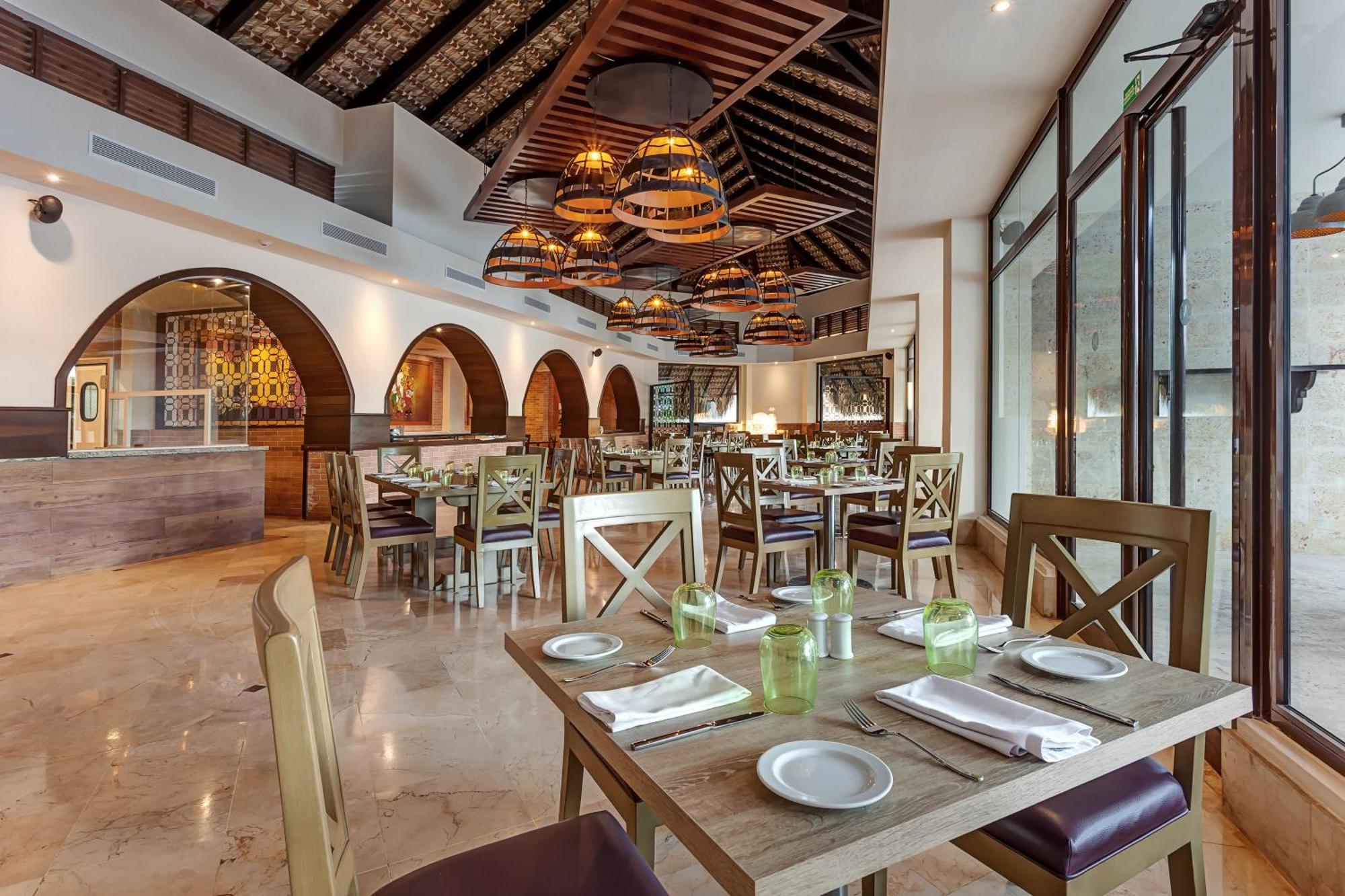 Resort Royalton Splash Punta Cana, An Autograph Collection & Casino Punta Cana